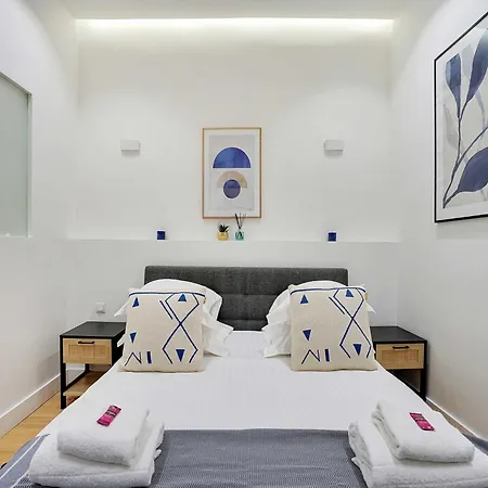 For 2 People In Bastille Appartamento Parigi